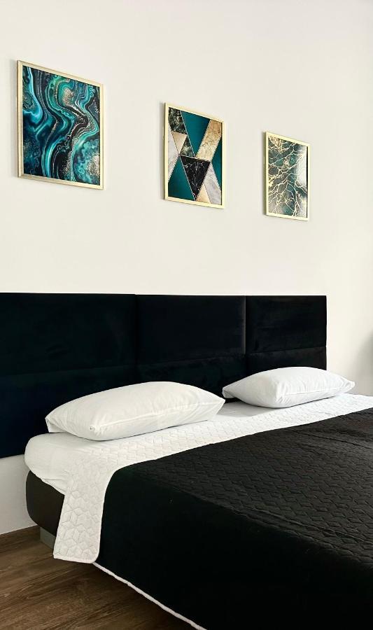 Charming Apartment In The City Center Warschau Exterior foto