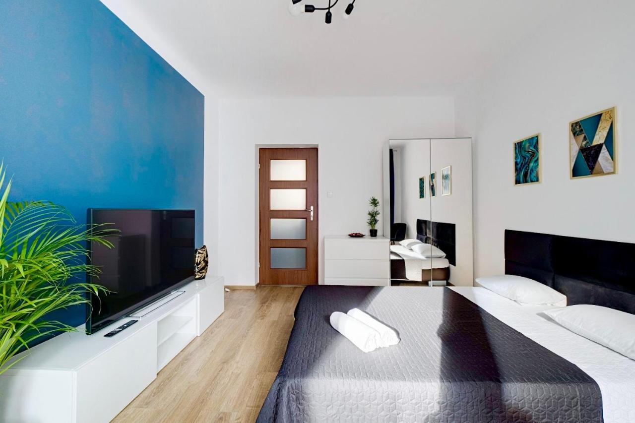 Charming Apartment In The City Center Warschau Exterior foto