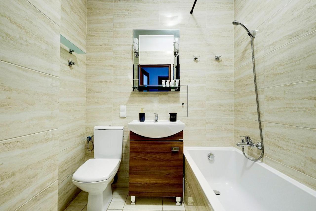 Charming Apartment In The City Center Warschau Exterior foto