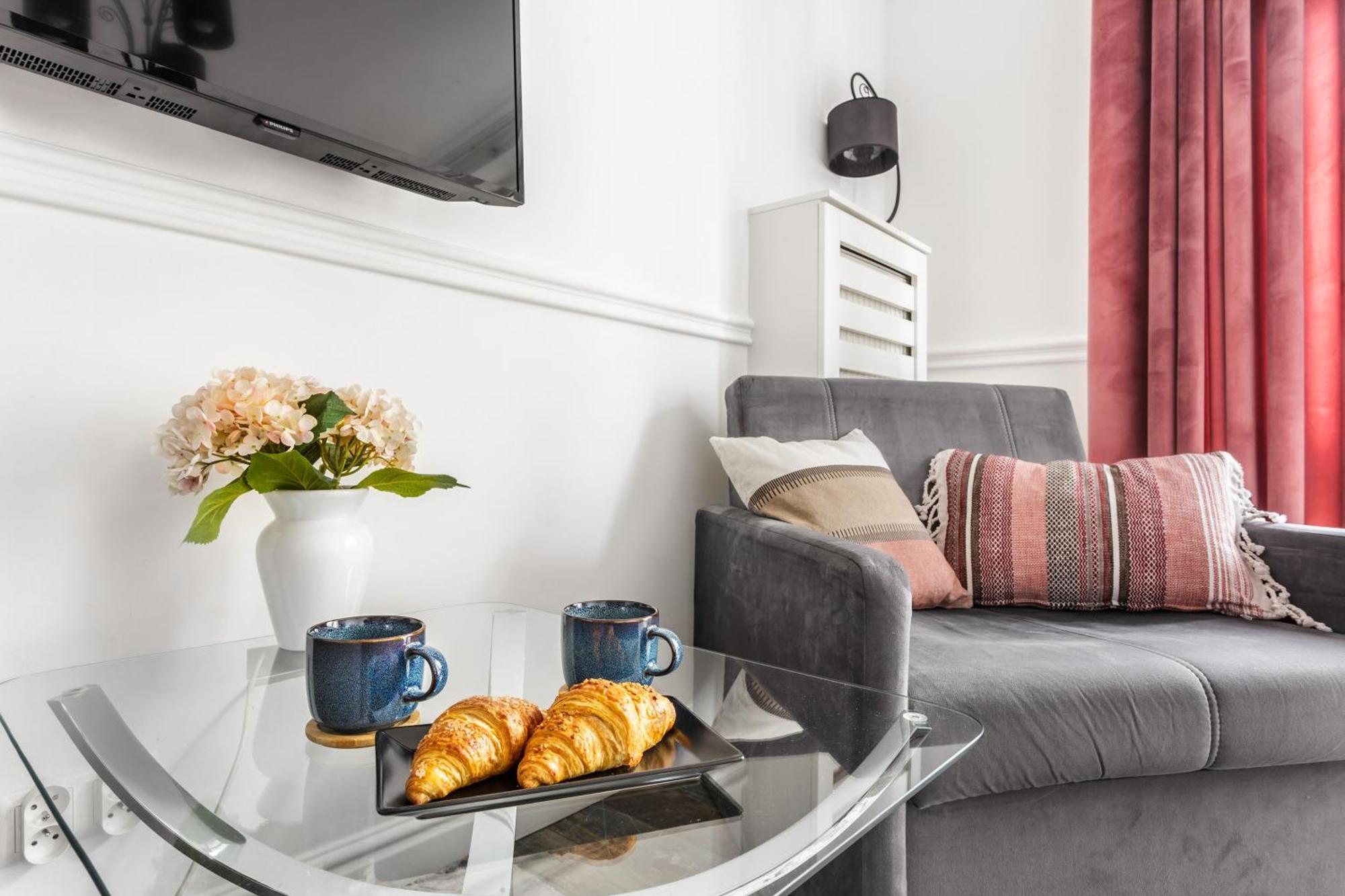 Charming Apartment In The City Center Warschau Exterior foto